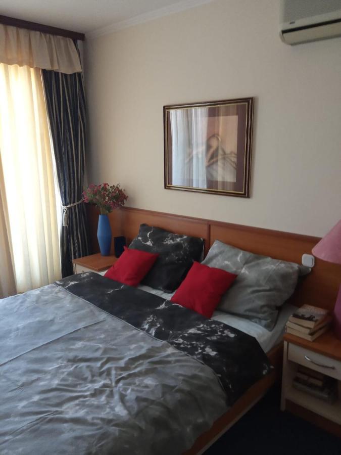 Turanj Apartman Apartment ภายนอก รูปภาพ